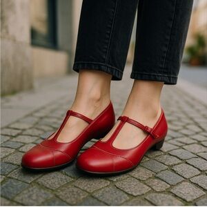 Naturalizers natural soul brick red comfy slip ons new